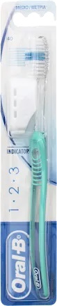 ORALB 123 INDICATOR SPAZZOLINO MANUALE SETOLE 35 MEDIE - farmaster.it